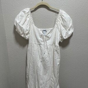 RSQ White Embroidered Peasant mini dress Size L Cottagecore puff sleeve